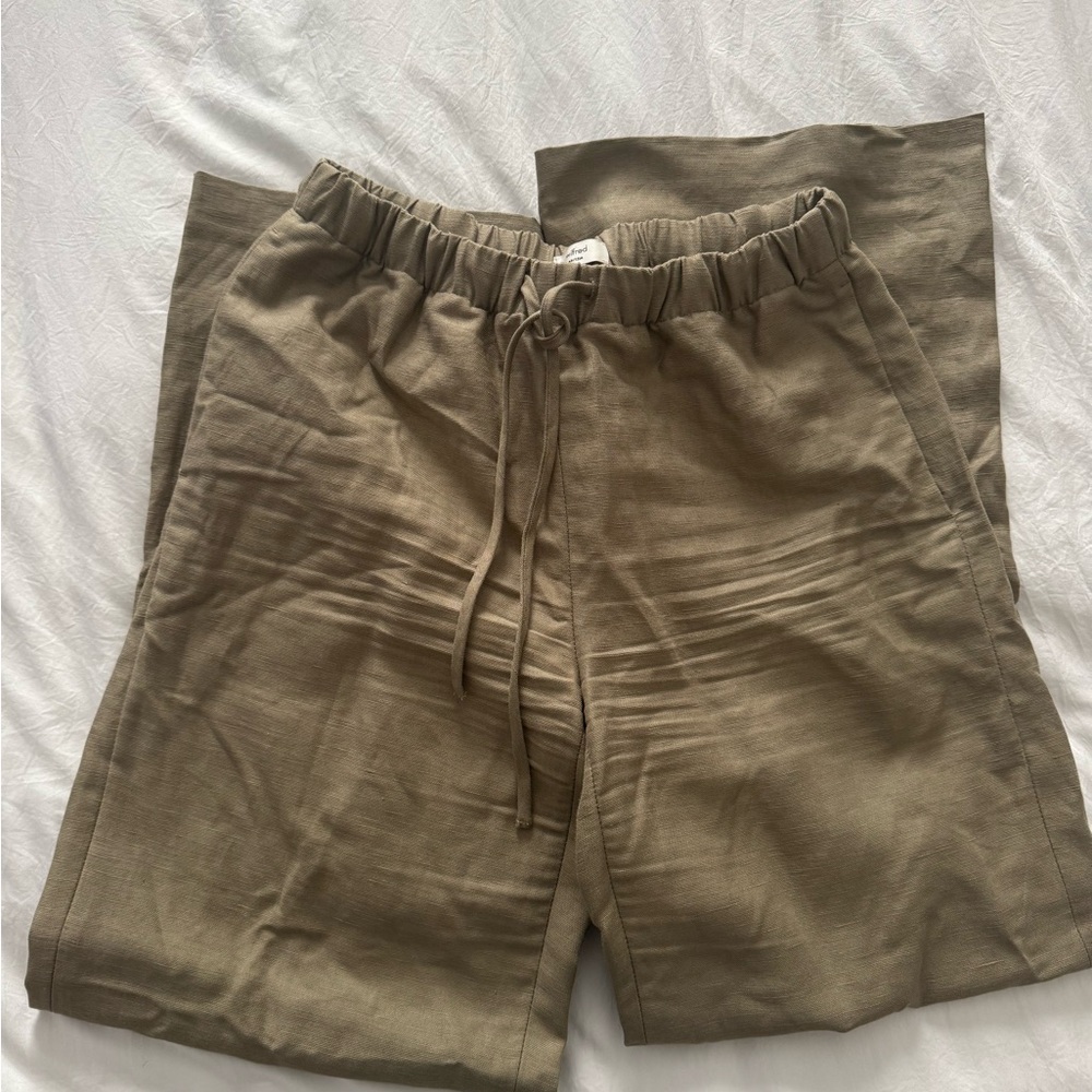Aritzia Wilfred The Lodge Linen Pants in Olive